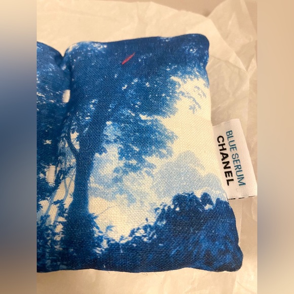 Chanel meditation eye cushion - Picture 5 of 7